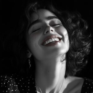 هل تبييض الأسنان يسبب الحساسية؟ وكيف يمكن تقليلها؟